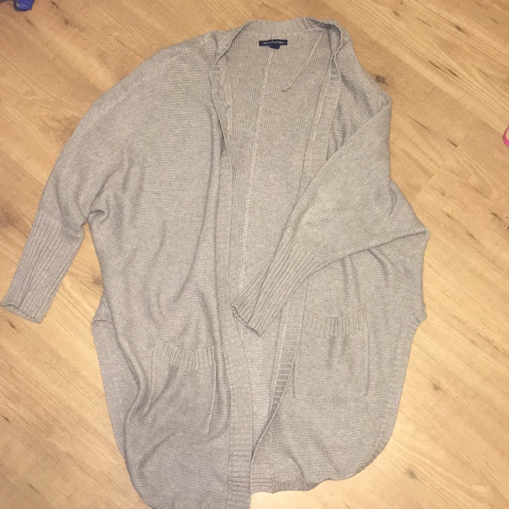American Eagle cardigan